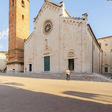 פיאטרה סנטה Appartamento A 150M Dal Duomo מראה חיצוני תמונה